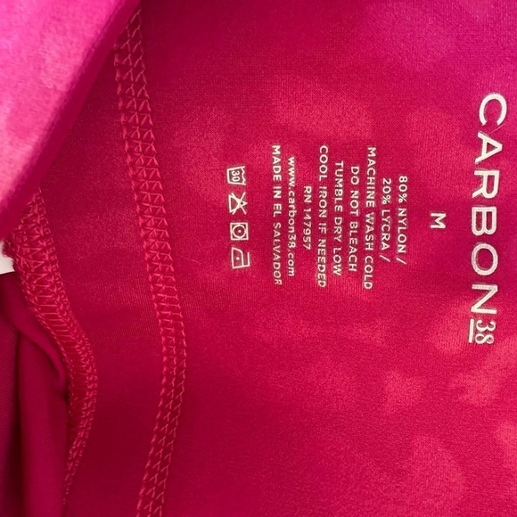 Carbon38 Leopard Takara Shine Leggings Magenta Size M - Picture 10 of 10